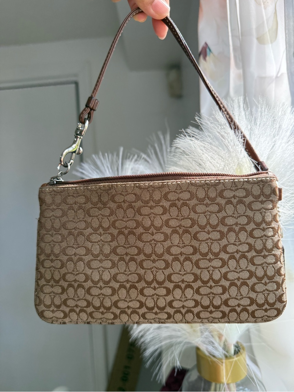 Vintage coach buckle wristlet - Picture 2 of 7